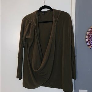 Cute green plunge neck sweater with hood